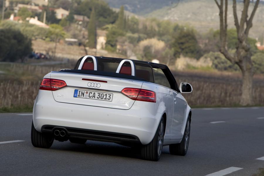  Audi A3 2.0T S-Line Cabriolet (8PA) 2008 года  (фото 12 из 49)